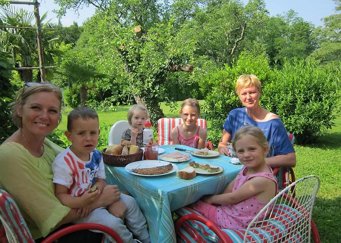 Quarto em Acomodações Particulares Leban Sempas