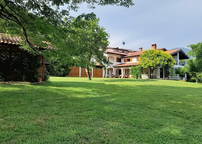 Leban בית אירוח Sempas