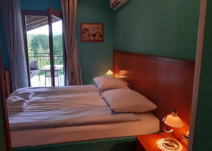 Leban Quarto em Acomodações Particulares